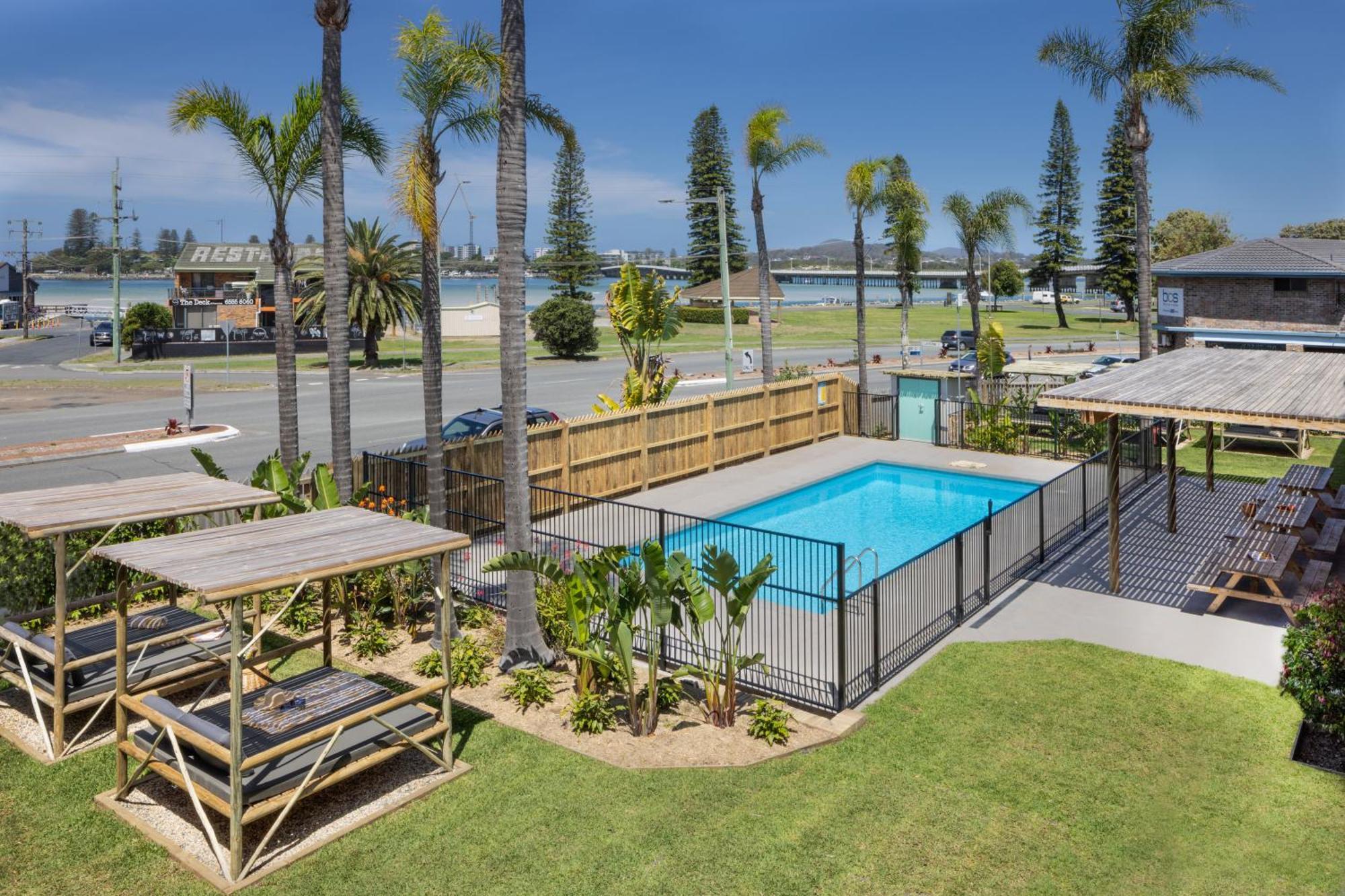 South Pacific Palms Motor Inn Tuncurry Buitenkant foto